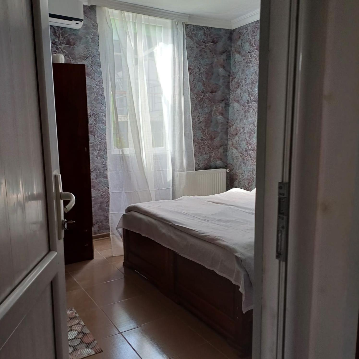 White Guest House Batumi Rum bild